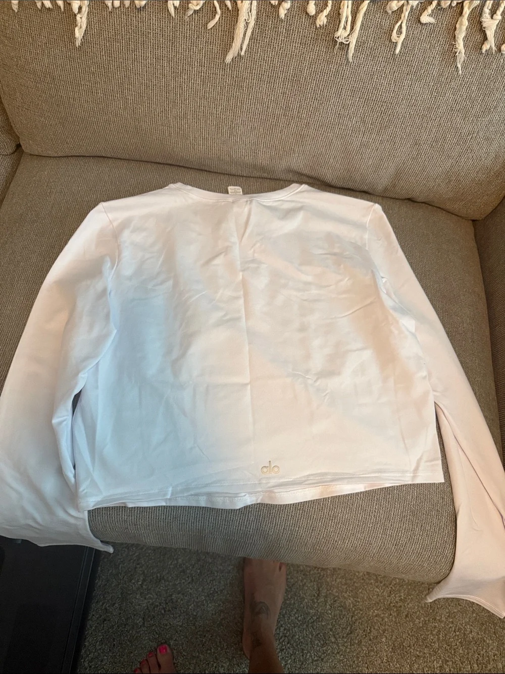 ALO Yoga Finesse Long-Sleeve Crop Top NWOT